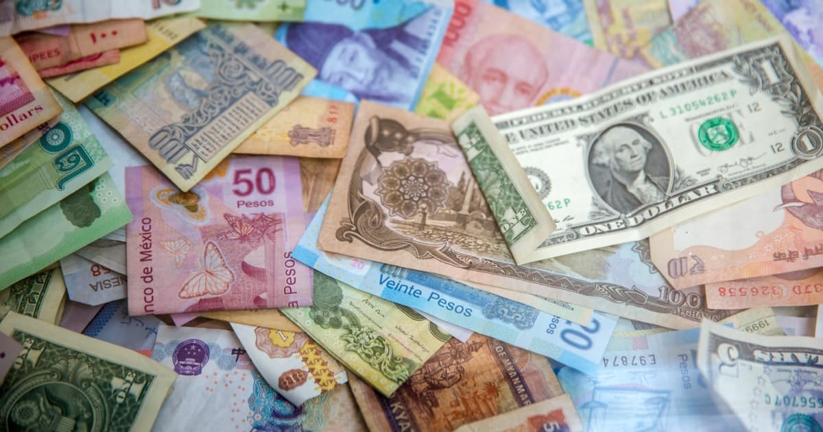 Enviar Dinero a Perú, Ecuador y Argentina con Cripto: Guía de Costos 2026